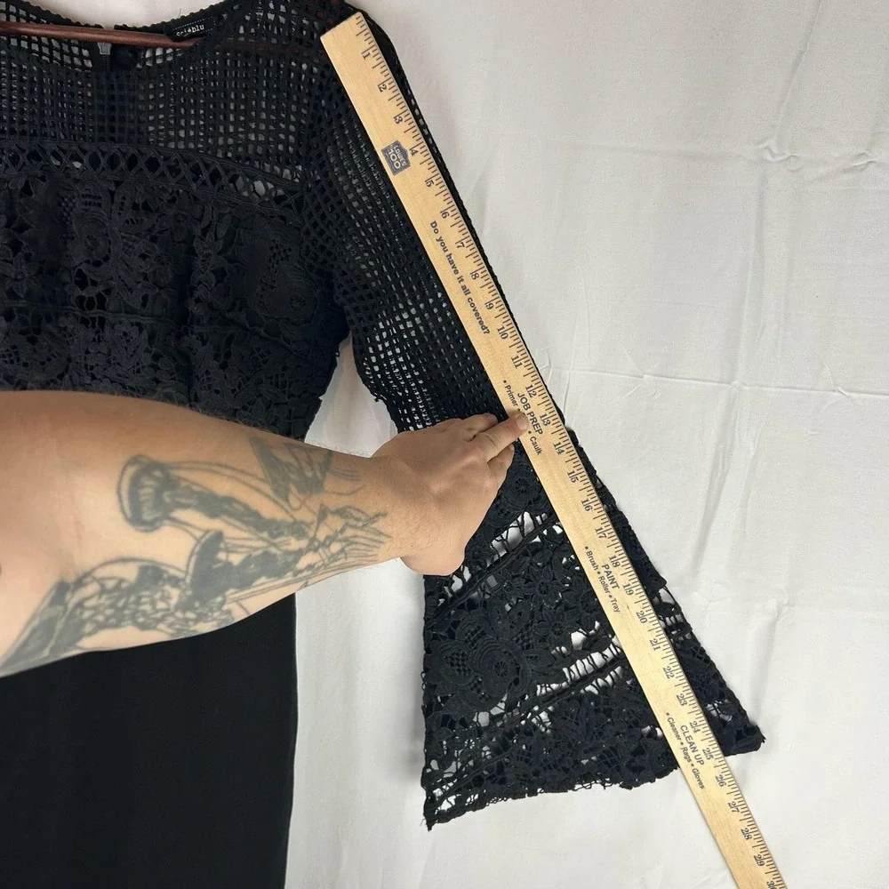 Soieblu Dress Womens Medium Black Lace Bell Sleeve‎ Bodycon Mini S17023